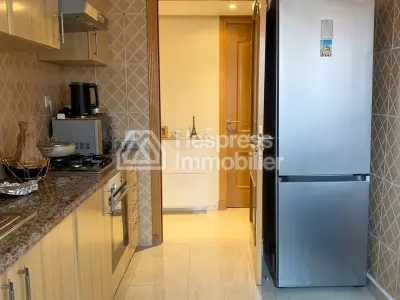 Apartment for sale on Route Casablanca. Total area 90 m². Parking and garden