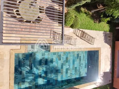 Beautiful villa for seasonal rental in Agdal. Total area 400 m². Well furnished.