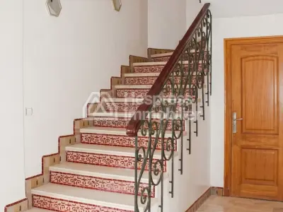 Villa en location longue durée non meublée