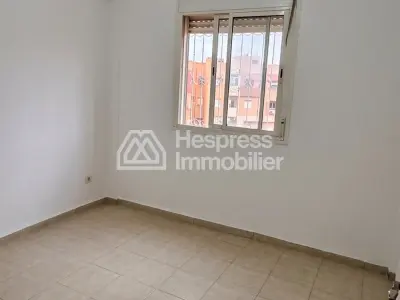 Bel appartement en VENTE à massira 3.3 pièces conf