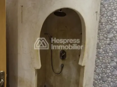 Bel appartement en VENTE à massira 3.3 pièces conf