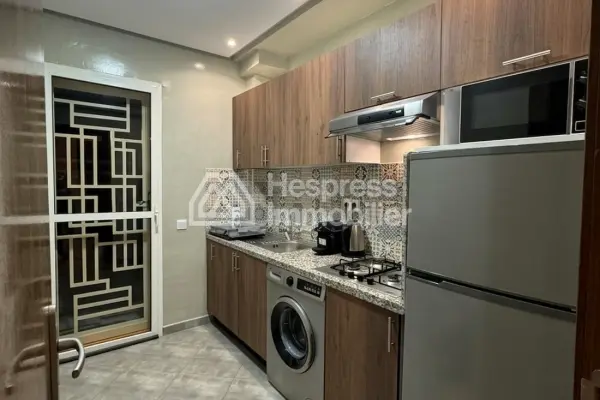 Location d'un appartement à Route Amizmiz. Surface totale 65 m². Bien meublé