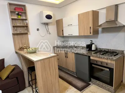 Très bel appartement en Vente à Guéliz. 4 grandes pièces. Concierge et piscine