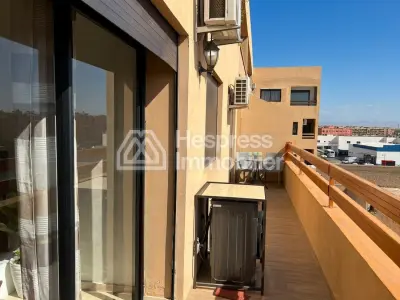 Très bel appartement en Vente à Guéliz. 4 grandes pièces. Concierge et piscine