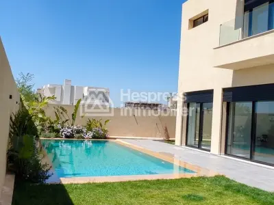 Villa en vente sur résidence sécurisée