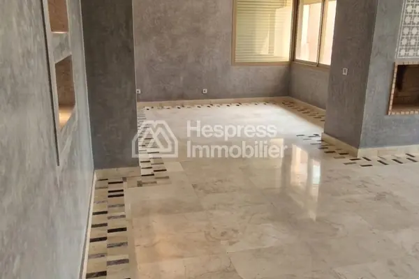 BEL appartement VIDE en location à PRESTIGIA TOPAZE
