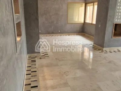 BEL appartement VIDE en location à PRESTIGIA TOPAZE